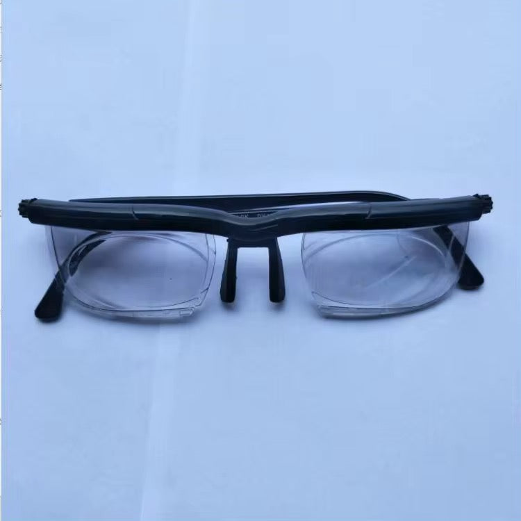 Lunettes à verres ajustables qui permettent de régler la correction visuelle sans ordonnance médicale