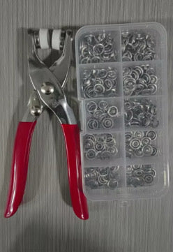 PINCE À ŒILLETS AVEC KIT D’ŒILLETS MÉTALLIQUES Sn
