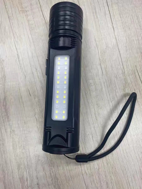 Lampe torche Solaire et rechargeable multifonction