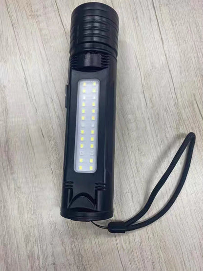 Lampe torche Solaire et rechargeable multifonction