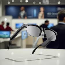 Lunettes audio, permettent de passer des appels et d'écouter de la musique